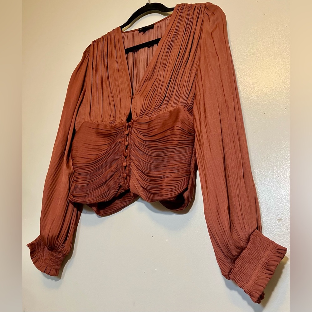 Current air, LA…Terracotta Pleated Blouse w/V-neck, 2 hook clasps, cloth buttons